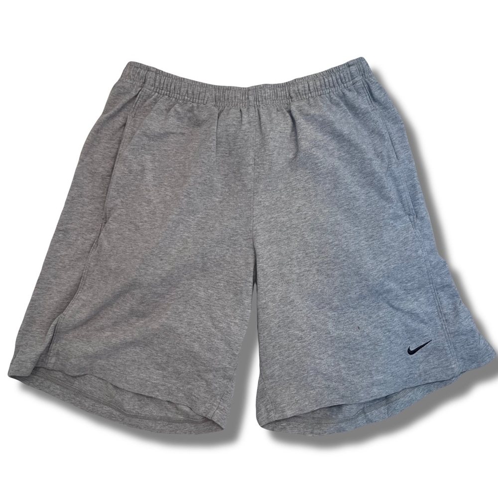 Nike Men’s Large Gray Shorts